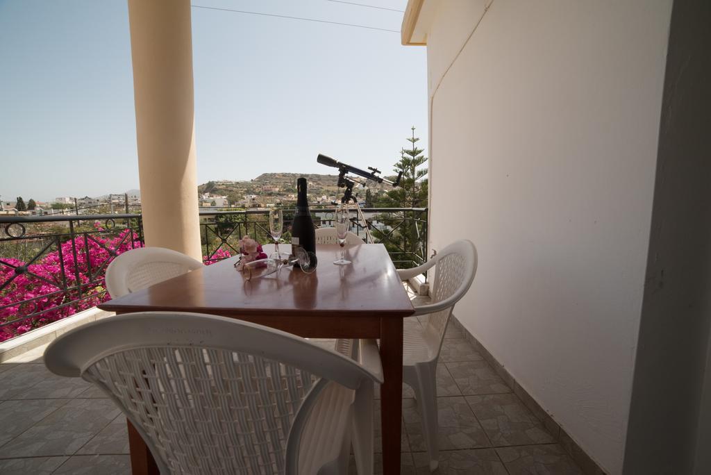 Bodikos Villas & Apartments Pitsidia Exterior foto