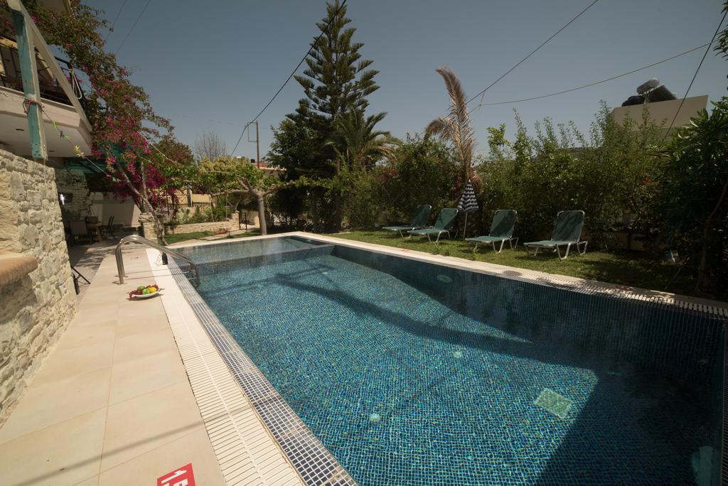 Bodikos Villas & Apartments Pitsidia Exterior foto